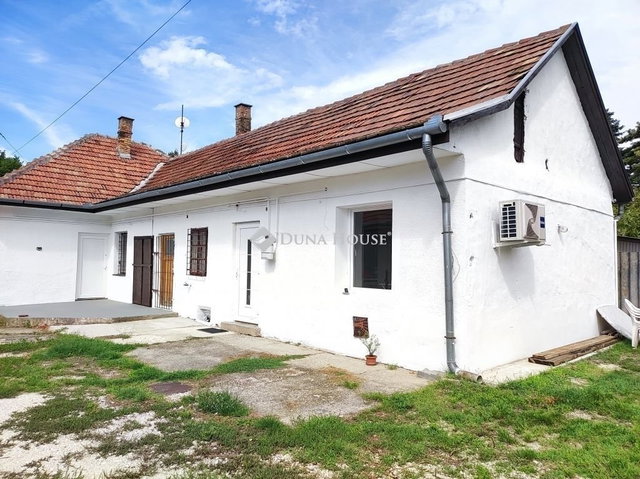 Eladó családi ház, Gyálon 95 M Ft, 1 szobás