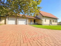 Eladó családi ház, Orosházán 125 M Ft, 5 szobás