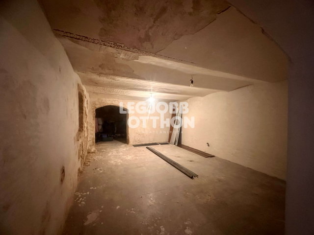 Eladó ipari ingatlan, Tápiószelén 14.99 M Ft