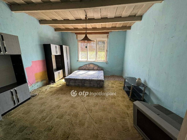 Eladó családi ház, Tápiógyörgyén 8.5 M Ft, 2 szobás