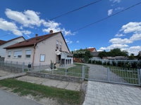 Eladó családi ház, Sásdon 59.999 M Ft, 6+1 szobás