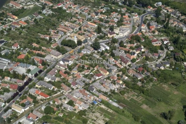 Eladó telek, Sóskúton 59 M Ft / költözzbe.hu