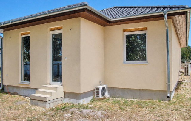 Eladó családi ház, Kecskeméten 85 M Ft, 4 szobás