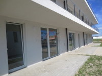 Eladó téglalakás