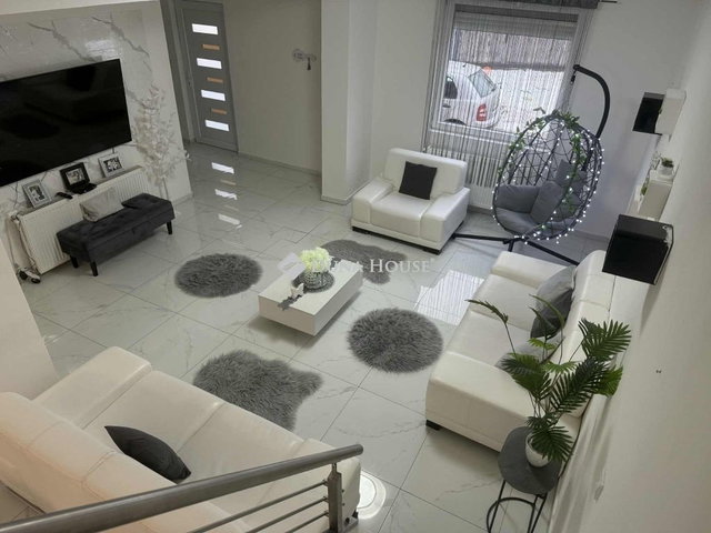 Eladó családi ház, Berhidán 68 M Ft, 6 szobás
