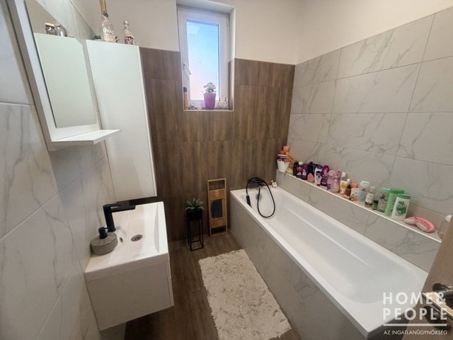Eladó családi ház, Kiszomboron 62 M Ft, 4 szobás