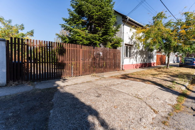 Eladó családi ház, Budapesten, XV. kerületben 129.2 M Ft