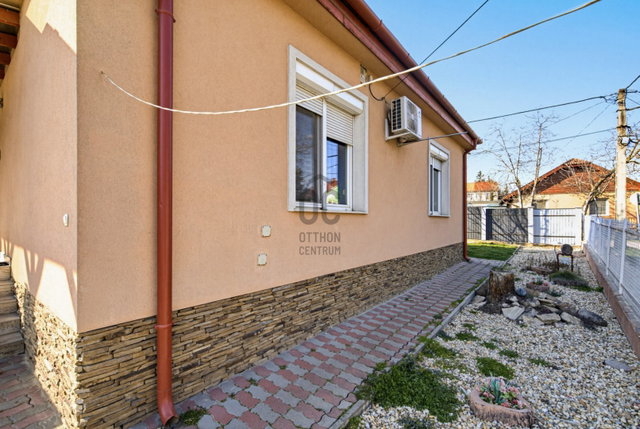 Eladó családi ház, Érden 170 M Ft, 3 szobás