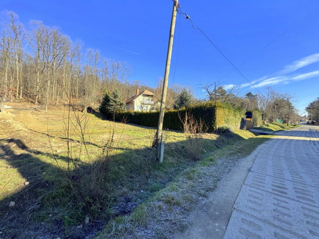 Eladó telek, Pilisszentkereszten, Forrás utcában 50 M Ft