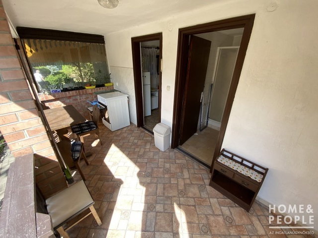 Eladó családi ház, Szegeden 25.19 M Ft, 1 szobás