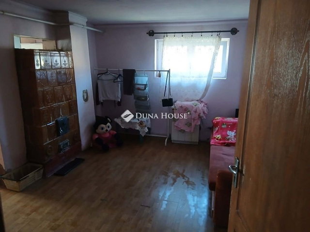 Eladó családi ház, Debrecenben 39 M Ft, 3 szobás