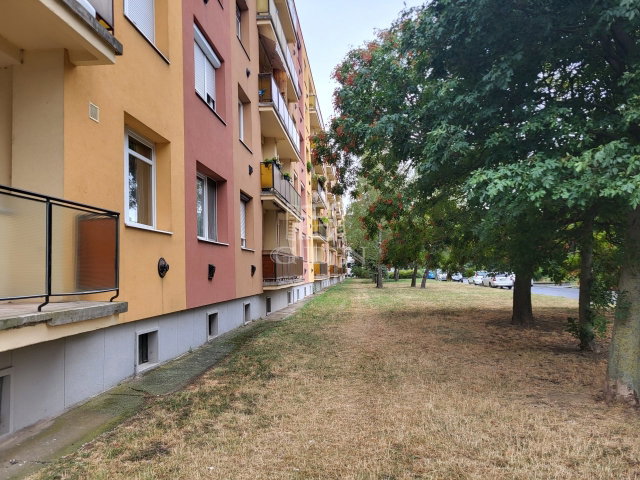 Eladó téglalakás, Szombathelyen 32.5 M Ft, 2 szobás