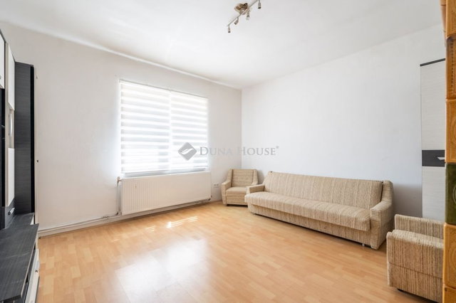 Eladó családi ház, Tardoson, Templom téren 42.9 M Ft, 3 szobás