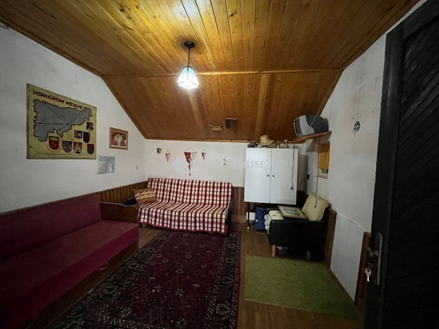 Eladó nyaraló, Dunaalmáson 22.5 M Ft, 1 szobás