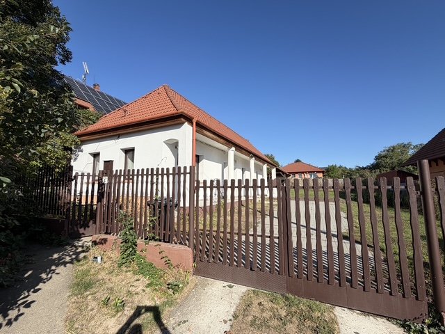 Eladó családi ház, Pátyon, Kovács Imre utcában 86 M Ft