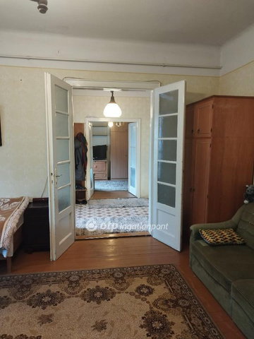 Eladó családi ház, Vecsésen 92 M Ft, 4 szobás