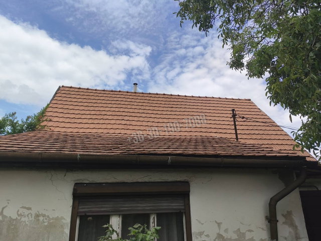 Eladó családi ház, Szárligeten 39 M Ft, 2 szobás