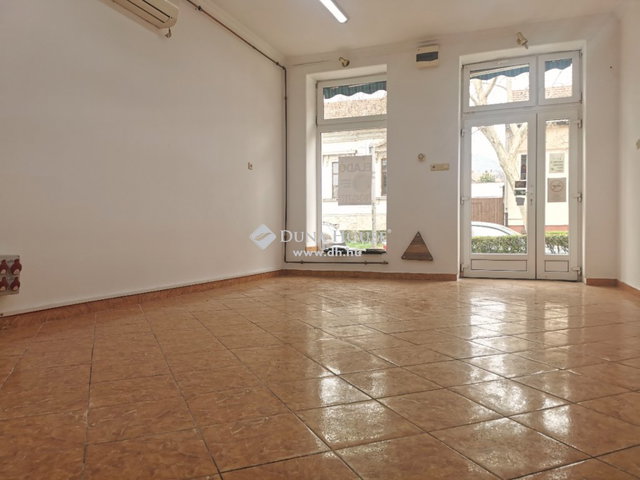 Eladó sorház, Sátoraljaújhelyen 15.89 M Ft, 1 szobás