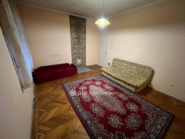 Eladó téglalakás, Csornán 22.99 M Ft, 1 szobás