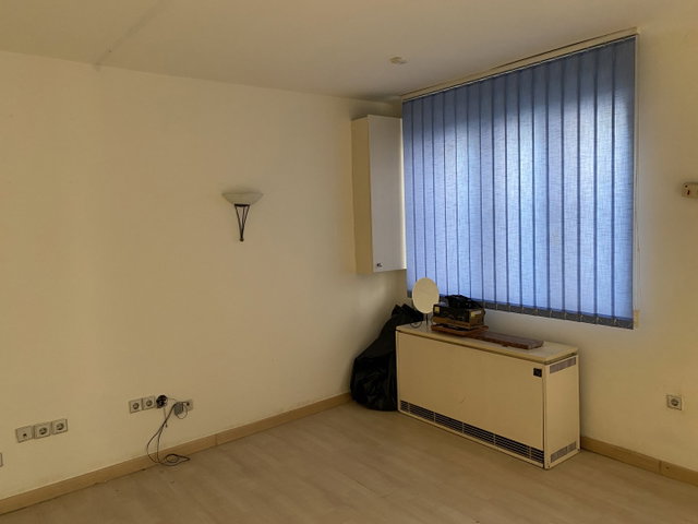 Kiadó üzlethelyiség, XII. kerületben, Kiss János altábornagy utcában