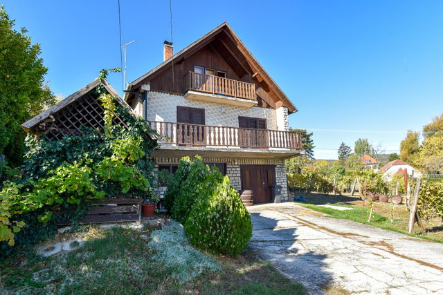Eladó telek, Csopakon 95.9 M Ft / költözzbe.hu