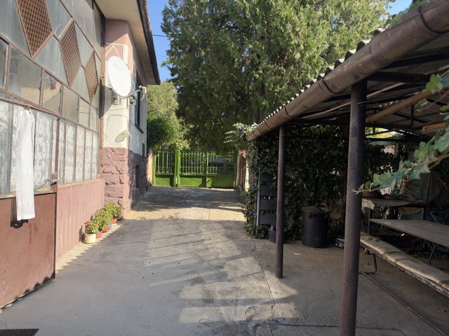 Eladó családi ház, Pécsett, Malom-cseri úton 29.999 M Ft