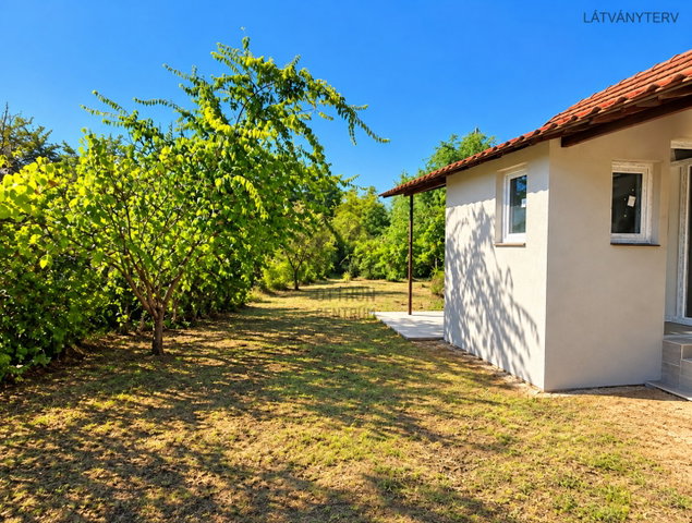 Eladó családi ház, Győrött 19.5 M Ft, 1 szobás