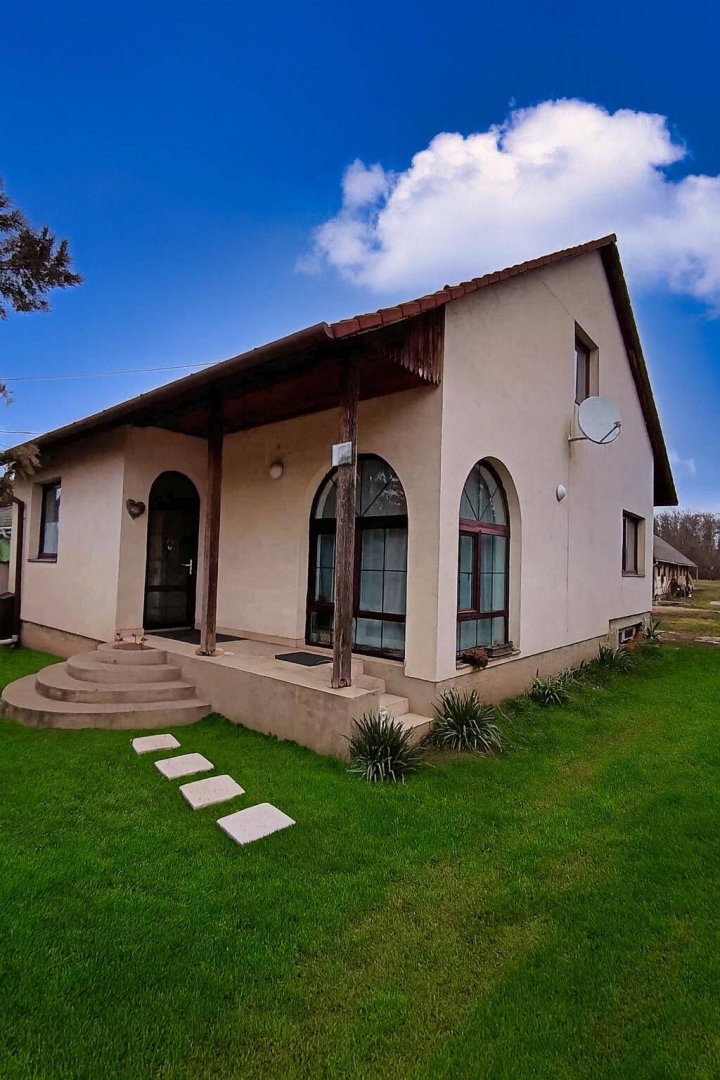 4 bed · 195m² · Családi ház · 79.900.000 ft