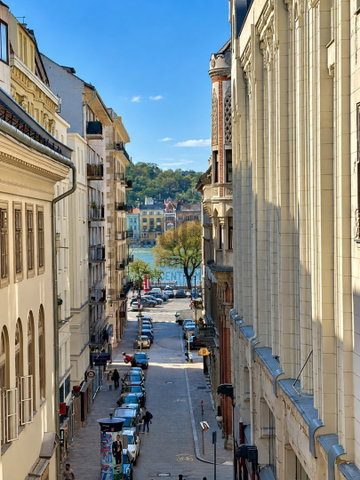 Eladó téglalakás, Budapesten, V. kerületben, Régi posta utcában