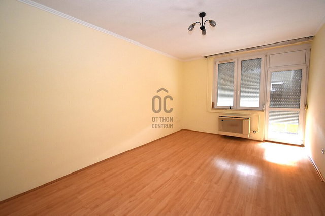 Eladó téglalakás, Zalaegerszegen 36 M Ft, 2 szobás
