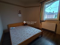 Eladó családi ház, XVII. kerületben 250 M Ft, 7 szobás