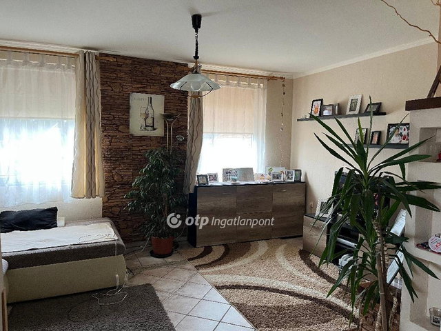 Eladó családi ház, Nagytályán 89.9 M Ft, 4 szobás
