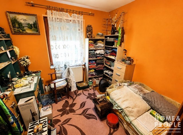 Eladó családi ház, Röszkén 81.99 M Ft, 5 szobás