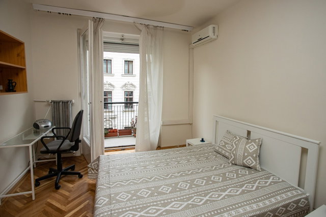 Kiadó téglalakás, albérlet, Budapesten, VIII. kerületben