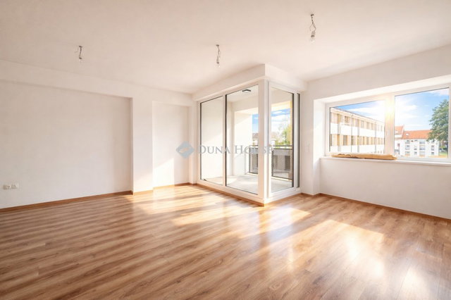 Eladó téglalakás, Budapesten, IV. kerületben 89.9 M Ft, 3 szobás