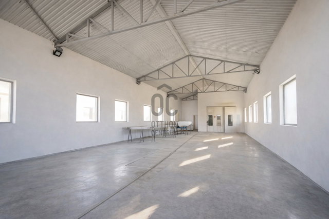 Eladó ipari ingatlan, Székesfehérvárott 150 M Ft