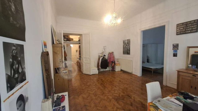 Eladó téglalakás, Budapesten, VI. kerületben, Liszt Ferenc téren