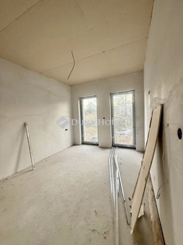 4 bed · 72m² · 75.000.000 ft