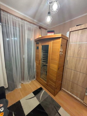 Eladó téglalakás, Oroszlányban 42 M Ft, 2 szobás