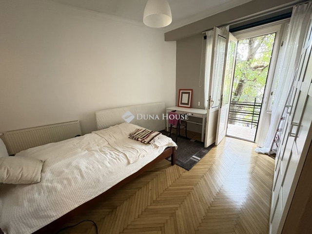 Eladó téglalakás, Budapesten, II. kerületben 111 M Ft, 2 szobás
