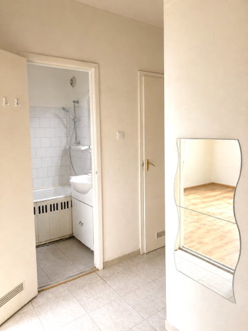 Eladó panellakás, Budapesten, III. kerületben 58 M Ft, 2 szobás