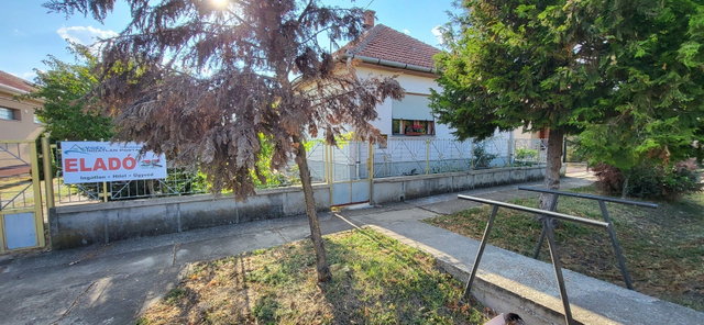 Eladó családi ház, Jászárokszálláson, Fürdő utcában 36 M Ft