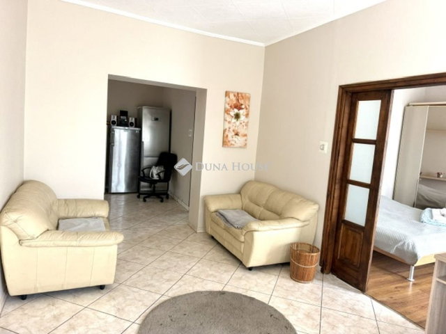Kiadó családi ház, albérlet, Budaörsön 890 E Ft / hó