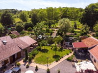 Eladó családi ház, Magyarhertelenden 234.9 M Ft, 8 szobás
