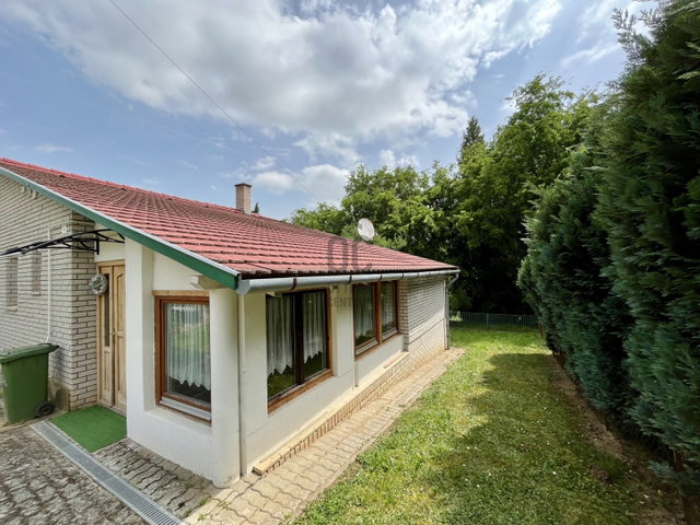 Eladó nyaraló, Igalon 31.4 M Ft, 3 szobás / költözzbe.hu