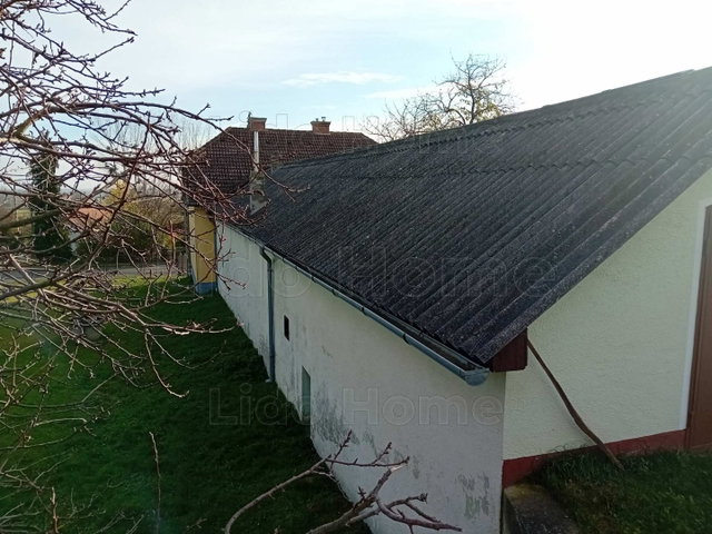Eladó családi ház, Galambokon 75 M Ft, 11 szobás