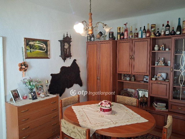 Eladó családi ház, Tényőn 52.9 M Ft, 3 szobás