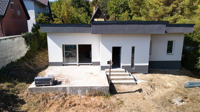 Eladó nyaraló, Biatorbágyon, Áfonya utcában 47 M Ft, 3 szobás