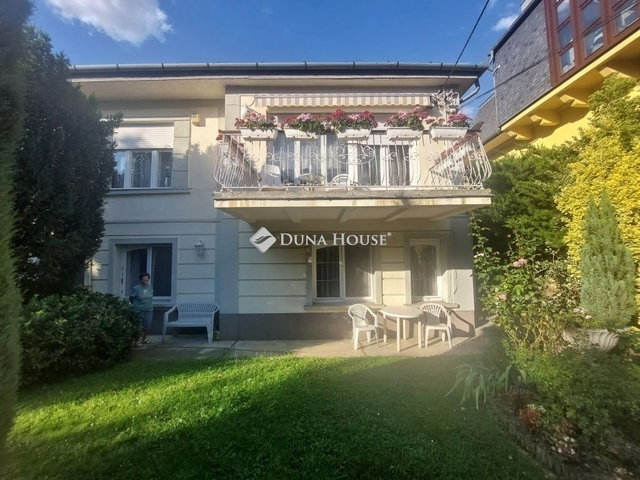 Eladó családi ház, Budapesten, X. kerületben 170 M Ft, 4 szobás
