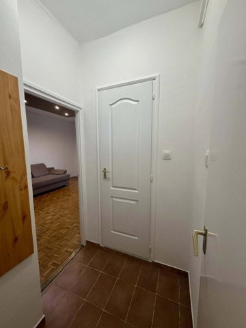 Eladó téglalakás, Nyíregyházán 27.9 M Ft, 1 szobás